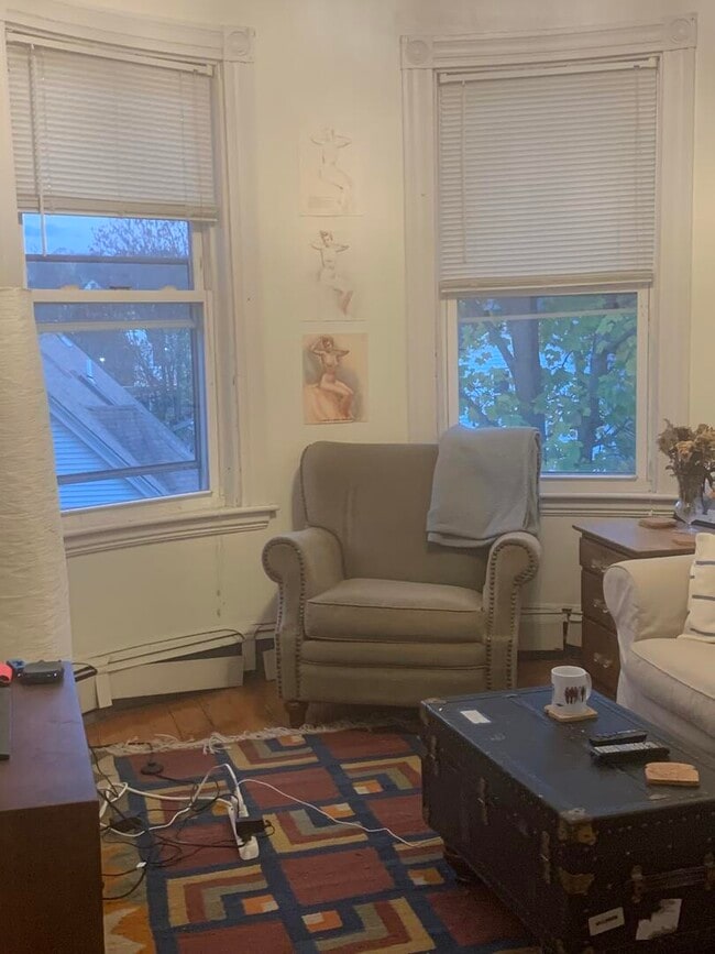 Building Photo - 84 Fisher Ave