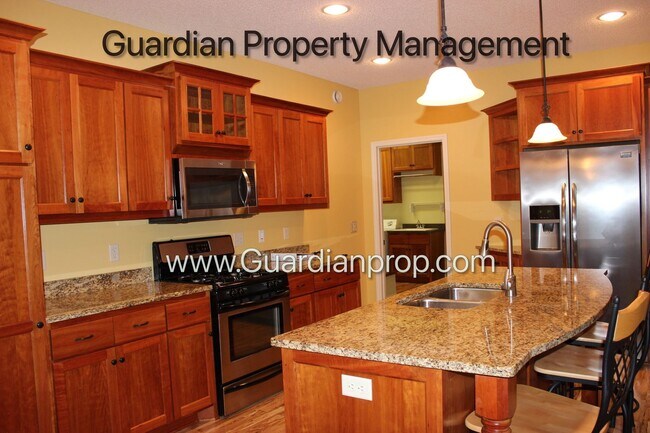 Building Photo - Gorgeous Brooklyn Park Single Family Home, 2 Car Garage, W/D, Office, Available Jan/Feb