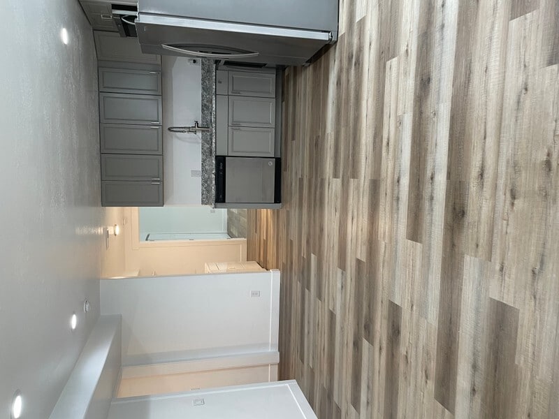 Building Photo - 8459 150 E