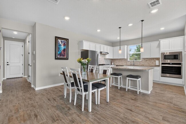 Building Photo - 105 Harborside Dr