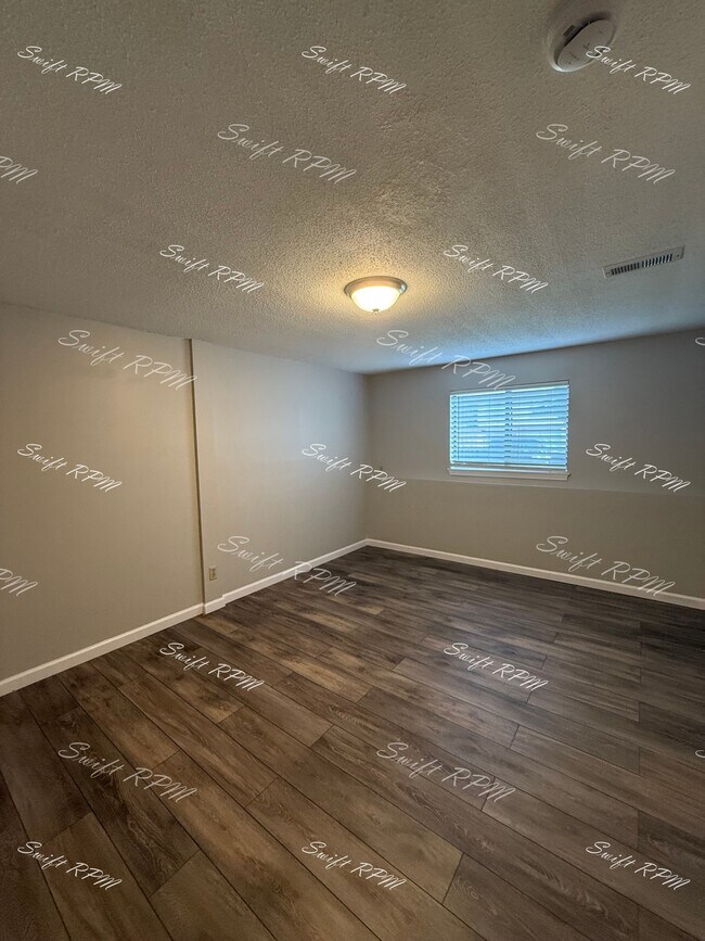 Building Photo - 12913 W 61st Terrace