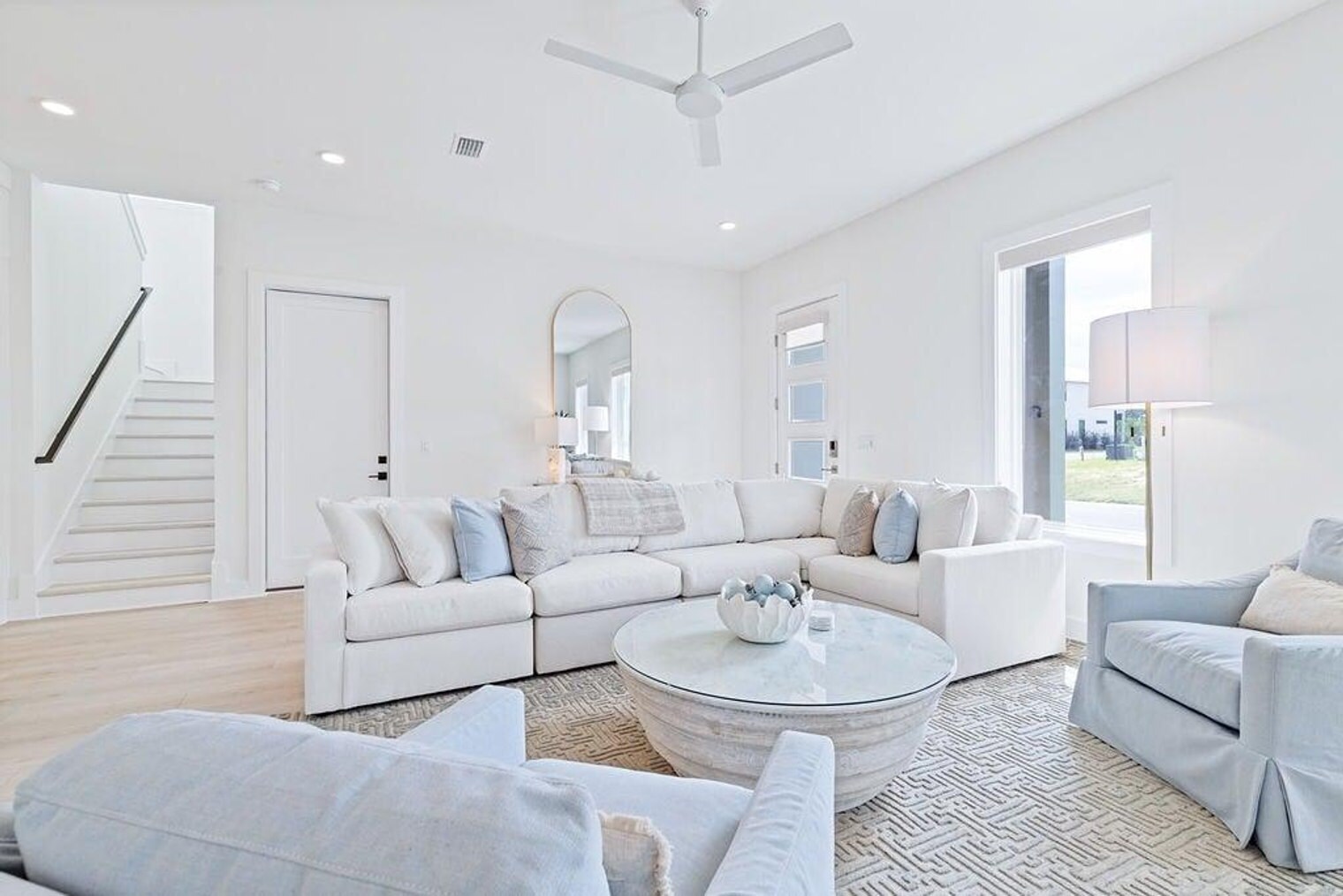 Building Photo - 68 Sarah St