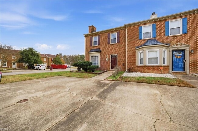 Building Photo - 725 Mill Landing Rd