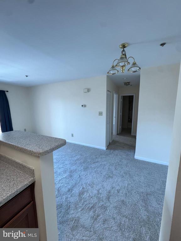 Building Photo - 61 Fern Oak Cir