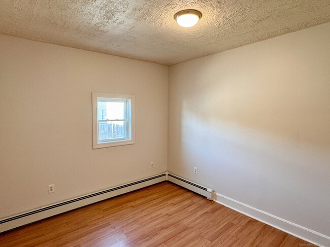 Building Photo - 54 Prospect St