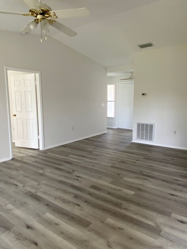 Building Photo - Sarasota Springs Single Family Home