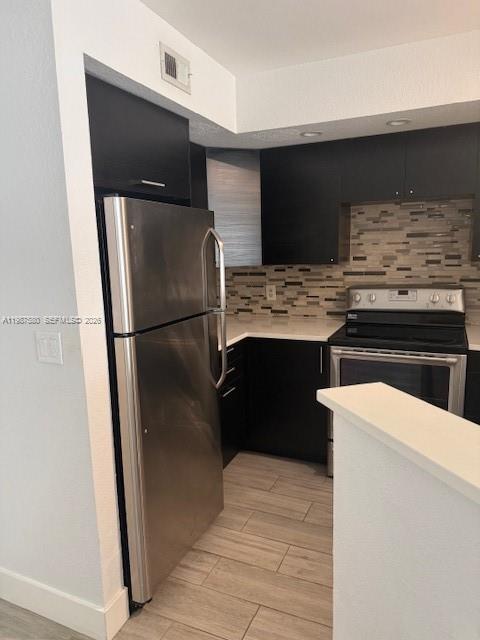 Building Photo - 565 Vista Isles Dr