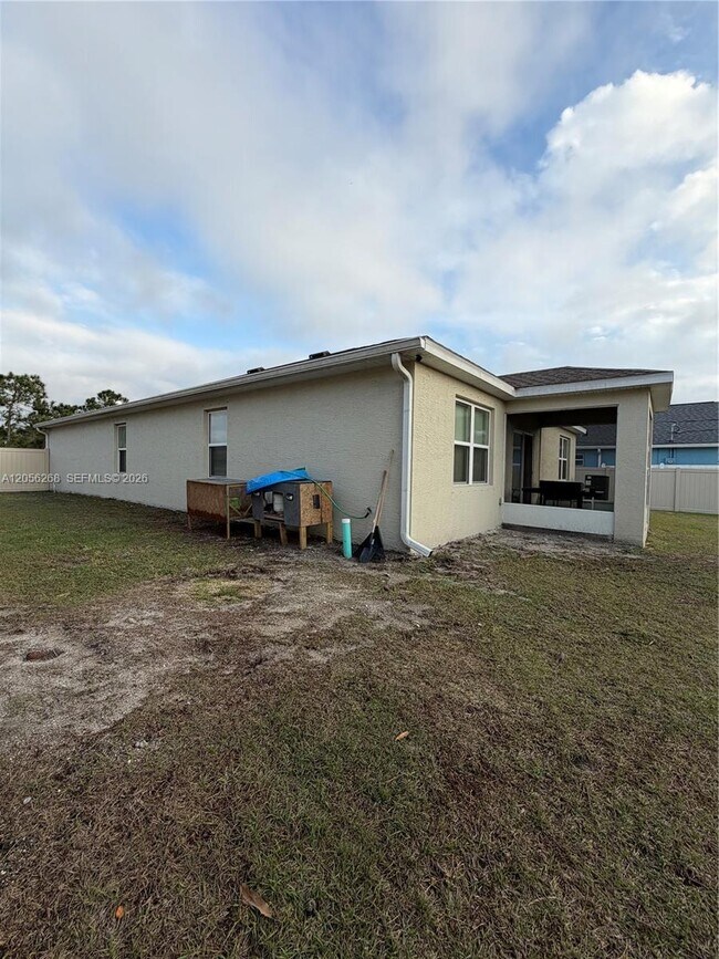 Building Photo - 383 Hanford Rd SW