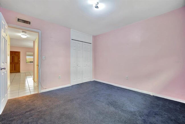 Building Photo - 2 N Fernwood Ave