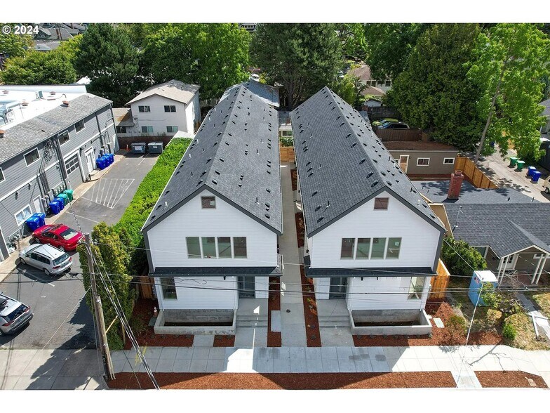 Building Photo - 1570 SE 50th Ave