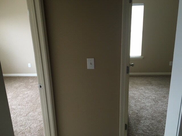 Building Photo - 333 Bedford Cir