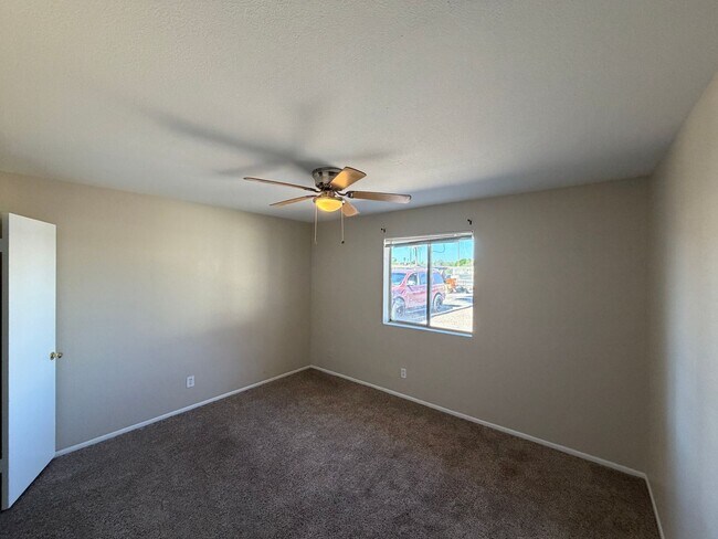 Building Photo - 145 S Doran