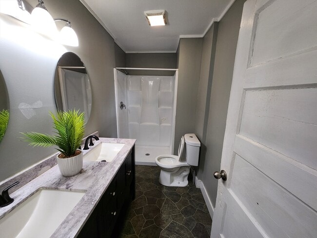 Building Photo - 56 Exposition Terrace