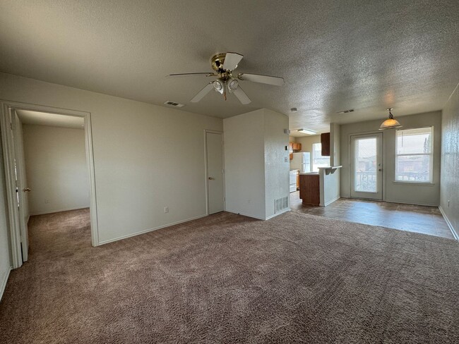Building Photo - 5706 Redstone Dr