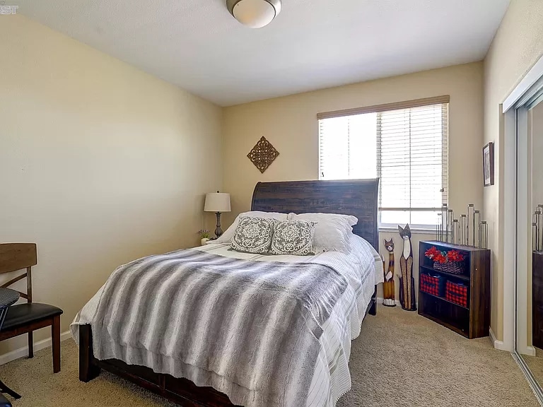 Building Photo - 9454 California Oak Cir