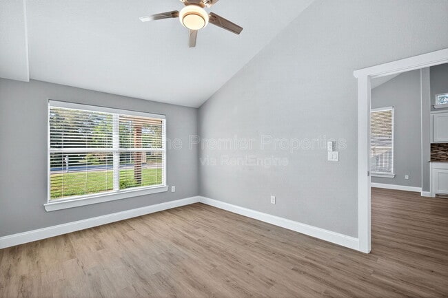 Building Photo - 1803 W Hull St