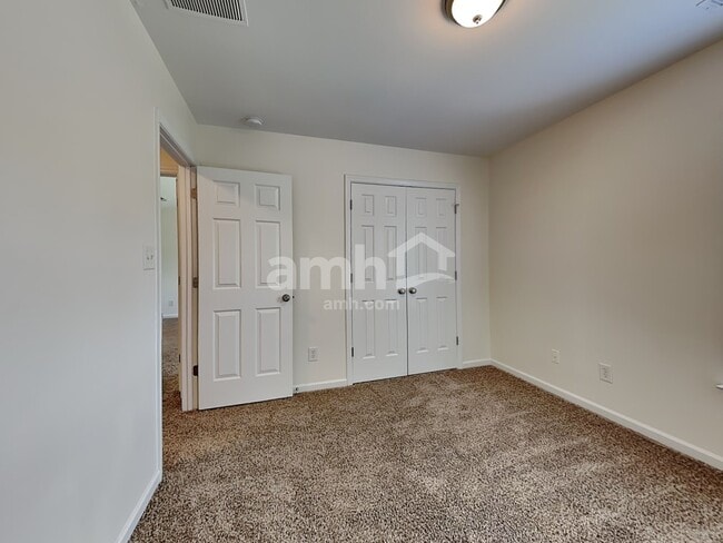 Building Photo - 1440 Cantwell Ct