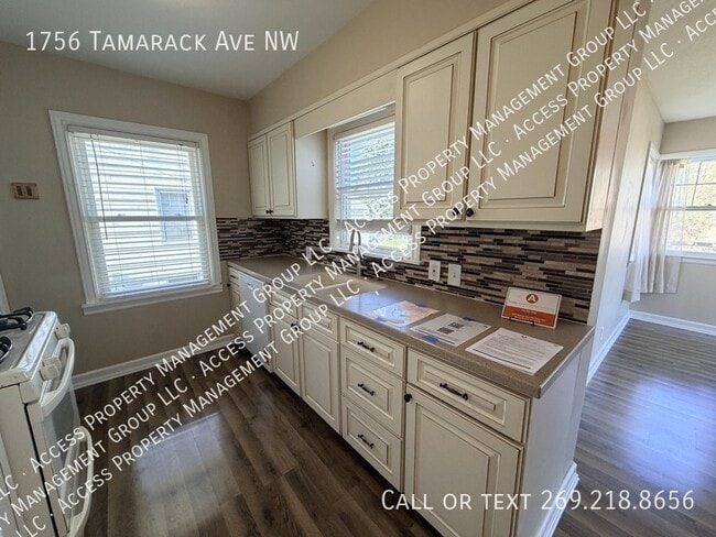 Building Photo - 1756 Tamarack Ave NW