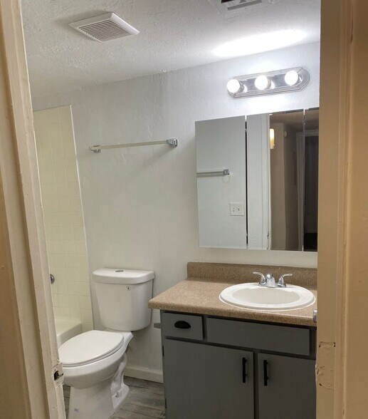 Building Photo - 5735 S Morris Blvd