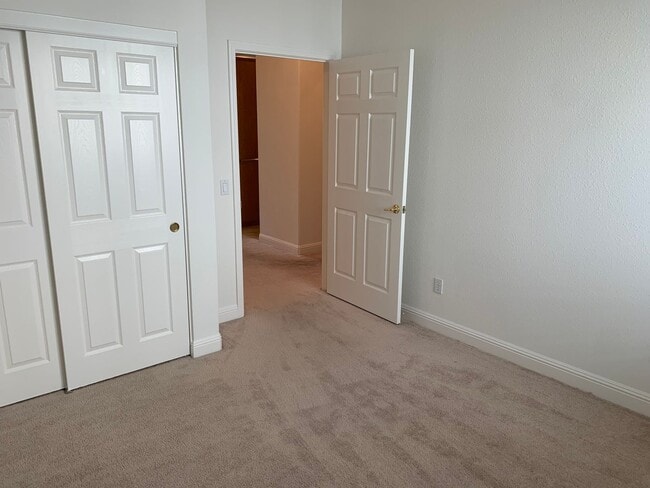 Building Photo - Beautiful Brentwood Summerset 4 Home (55+ living) - 2 Bedroom, 2 Bath