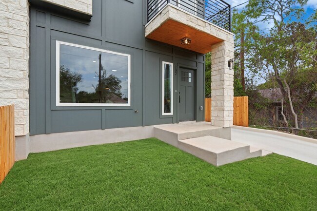 Building Photo - New Build Ready for Move In!