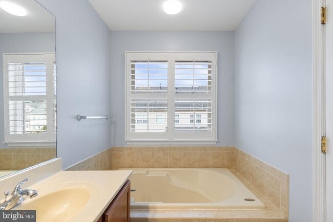 Building Photo - 12904 Leatherwood Ln