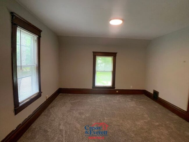 Building Photo - 2 bedroom unit in Niles