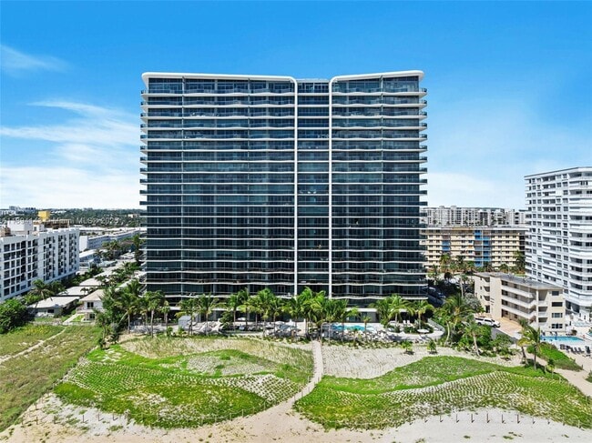 Building Photo - 900 N Ocean Blvd