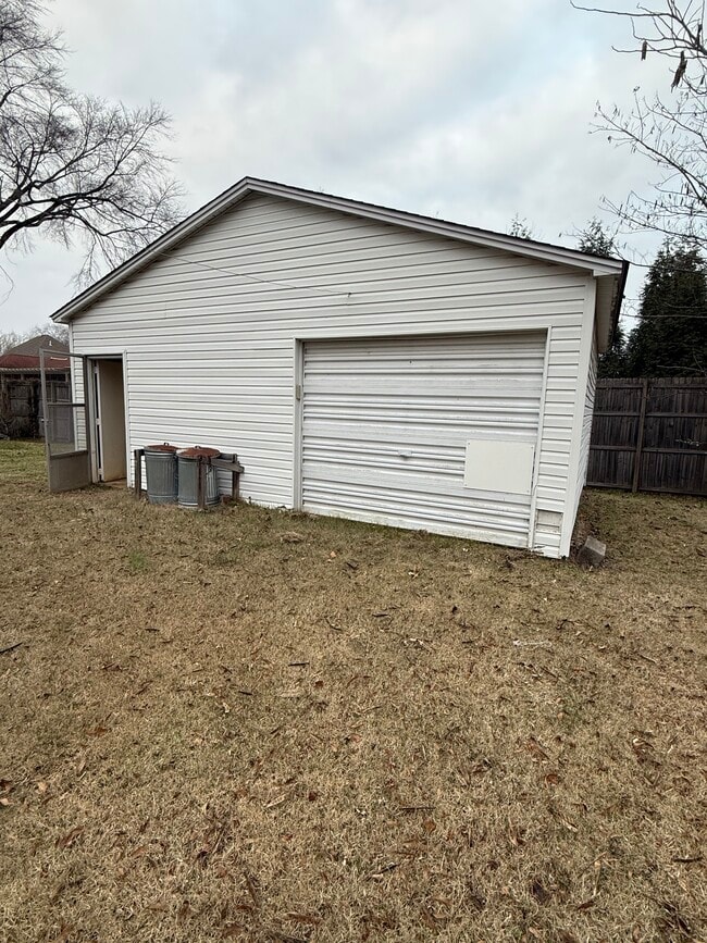 Building Photo - 29 Kemmons Dr