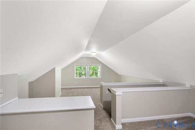 Building Photo - 107 Oak Ridge Ct