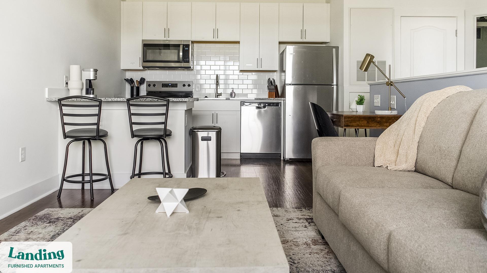 Building Photo - 901 Kelly Green Ln