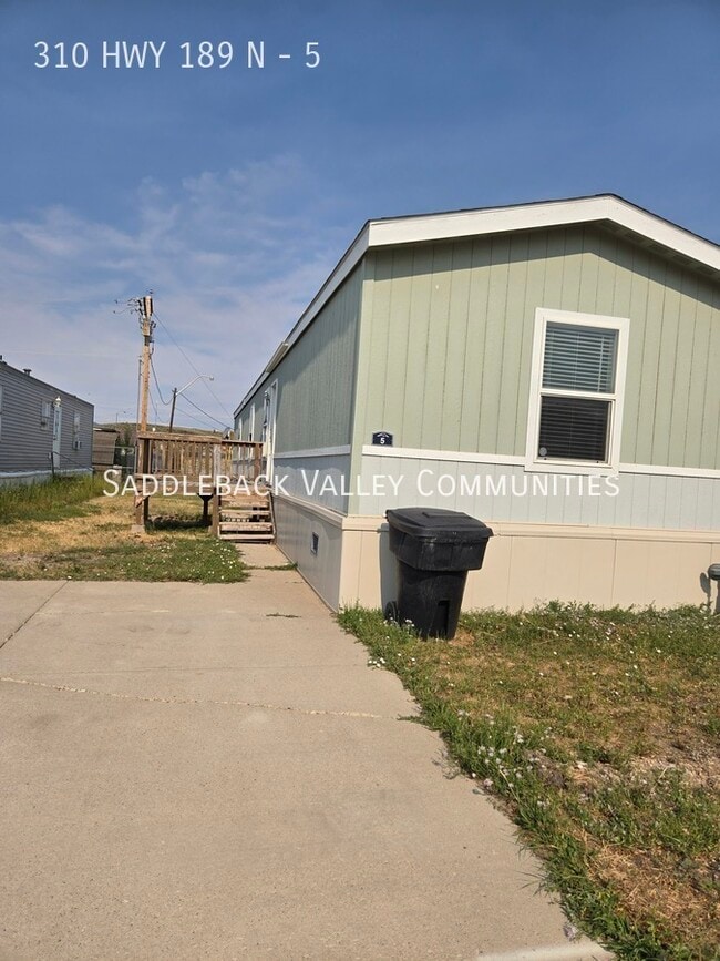 Building Photo - 310 HWY 189