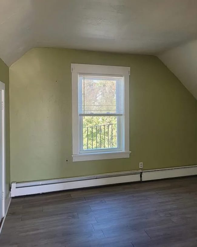 Building Photo - Rhode Island Triplex