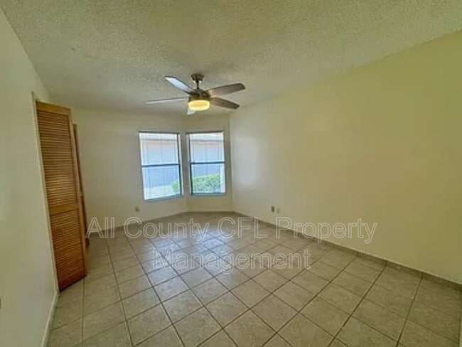 Building Photo - 2911 Woolridge Dr