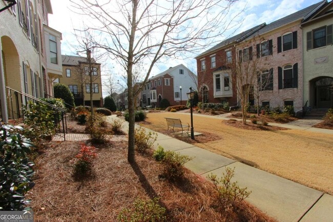 Building Photo - 160 W Ridge Way