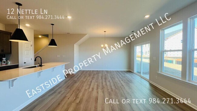 Building Photo - 12 Nettle Ln