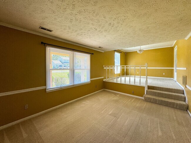 Building Photo - 6875 Baystone Rd