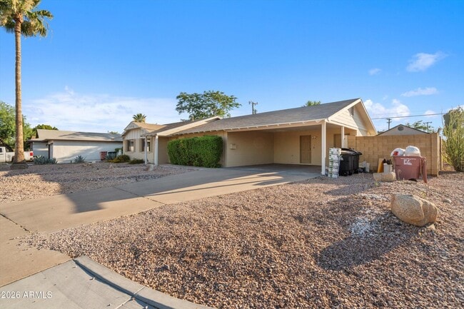 Building Photo - 2548 N 68th Pl