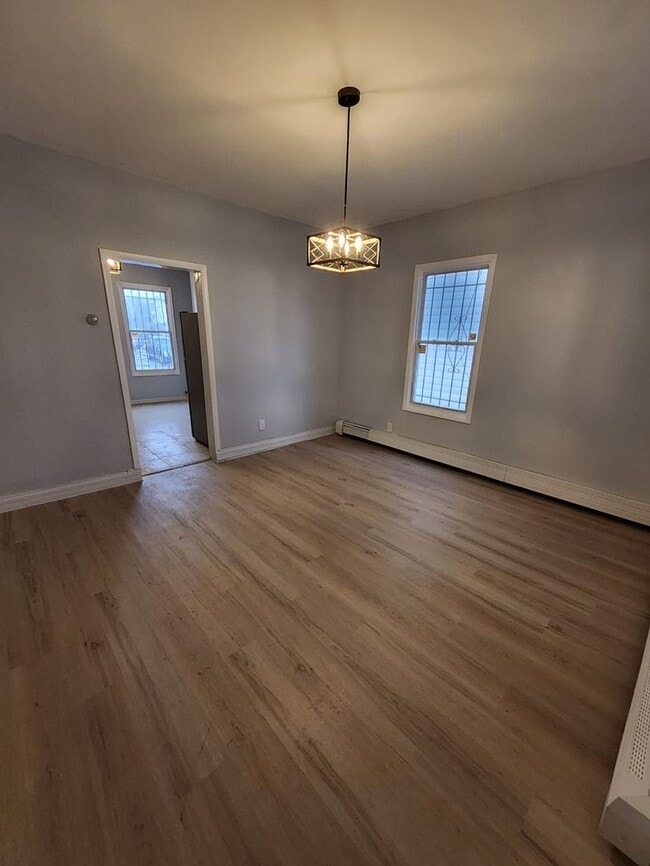 Building Photo - 82-90 Wilson Place