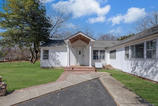 Building Photo - 15 Community Rd