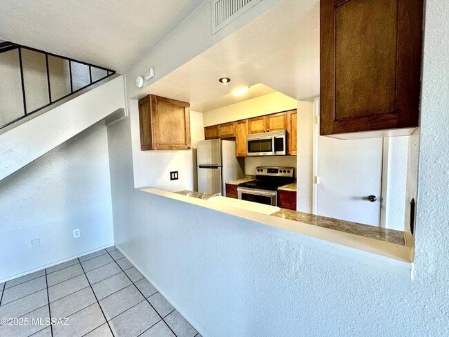 Building Photo - 6536 Calle La Paz