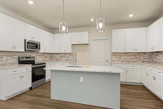 Building Photo - 2414 Forest Hill Ln