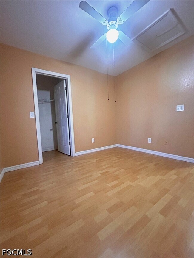 Building Photo - 1045 NE 40th Terrace