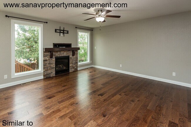 Building Photo - Perfect Single Family Home in Norwalk