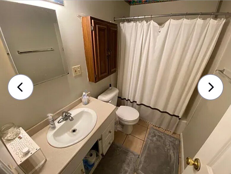 Building Photo - 2390/2392 Wheeler