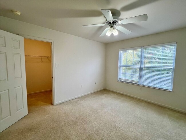 Building Photo - 188 Birchwood Trail Dr