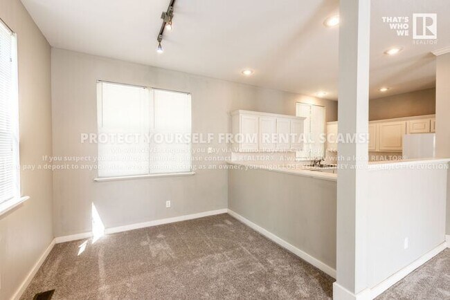 Building Photo - 209 Trent Ave