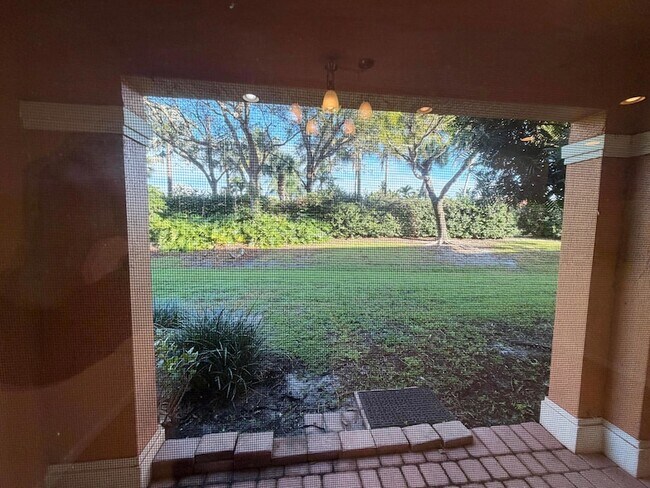 Building Photo - 7407 Briella Dr