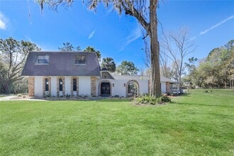 Building Photo - 2830 SE 31st St