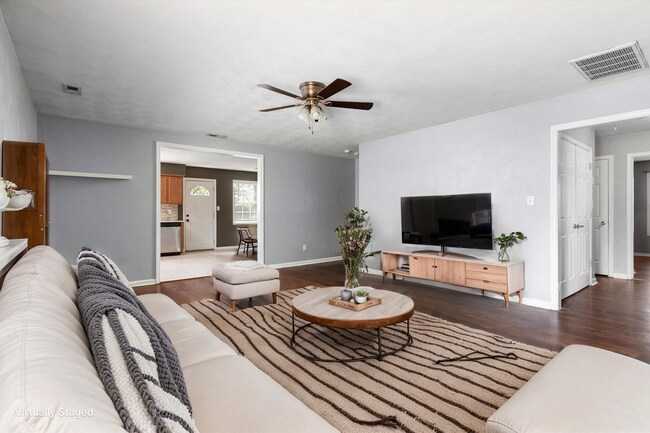 Building Photo - Stylish 3BR/2BA Single-Level Living in Nor...